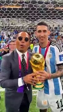 Sosyetik kasap Nusret 'Dünya Kupası'nı dükkanındaki etleri tokatladığı gibi tokatladı