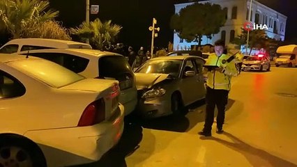 Virajı alamadı 4 aracı biçti