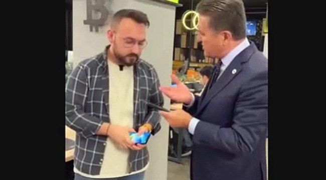 Sarıgül Iphone telefonun fiyatını görünce vatandaşı tokatladı