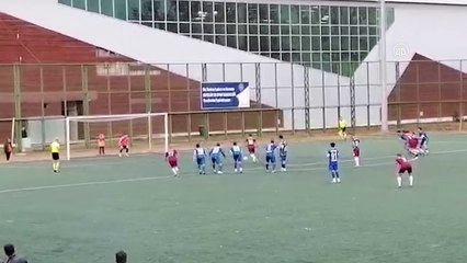 Bursa'da olaylı maç: 1'i polis 2 yaralı