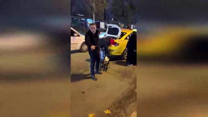 İstanbul'da taksi krizinin geldiği son nokta. Türk'ü yolda bırakıp Arapları alan taksici kamerada