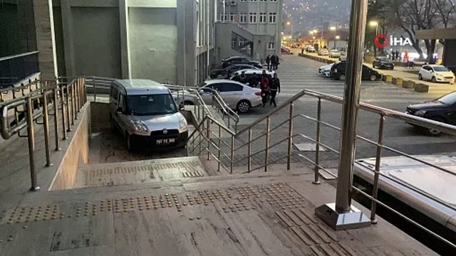 Kuyumcudaki sahte dolarla altın alışverişi adliyede bitti
