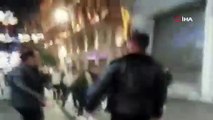 Taksim’de bıçaklı kavga 