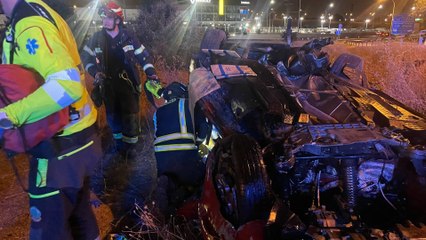 Dos muertos en un accidente de tráfico en la A-42 y un hombre, grave tras ser arrollado por varios vehículos junto al Bernabéu