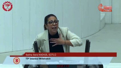 Sera Kadıgil kendisine cinsiyetsiz diyen bakan Soylu’ya açtı ağzını yumdu gözünü. Hiranur Vakfı yetkilileriyle fotoğrafını gösterdi