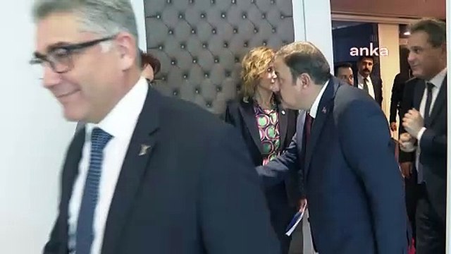 Meral Akşener, Alevi Bektaşi sivil toplum kuruluşlarının başkanları ile görüştü