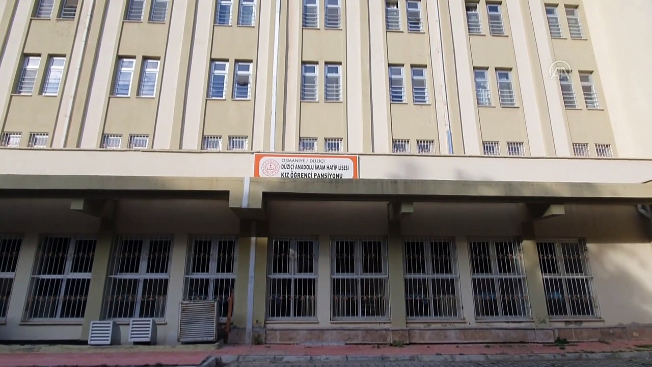 Pansiyonda kalan 21 öğrenci zehirlendi