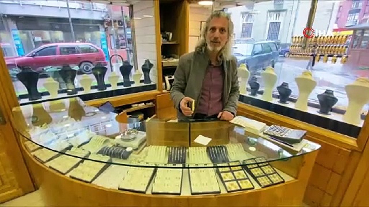 ‘Kusura bakma abi’ diye not bırakıp bilezik çaldı. Cübbeli Ahmet hayat pahalılığını günahtan koruyor diye savunmuştu