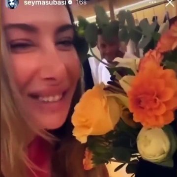 Şeyma Subaşı çiçek koklayınca alay konusu oldu