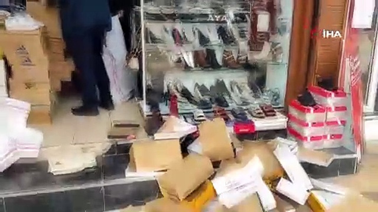 Çuvallarla toplandı. Şanlıurfa'da sahte ayakkabı operasyonu
