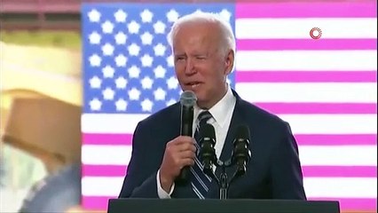Joe Biden’ın dili yine sürçtü. Salon kahkahayı bastı