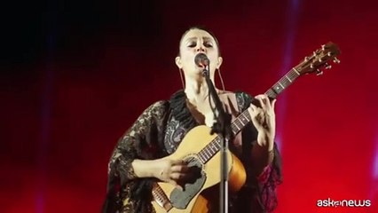 Esibizione da brividi di Carmen Consoli all'Anfiteatro Romano di Pompei