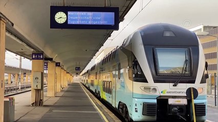 Avusturya’da demir yolu işçileri greve gitti