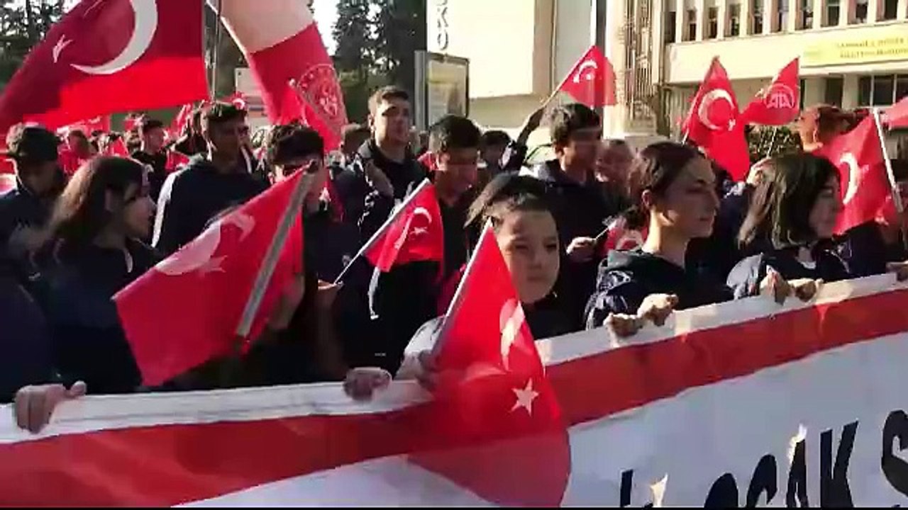 Şehit öğretmen Ayşenur Alkan için yürüdüler