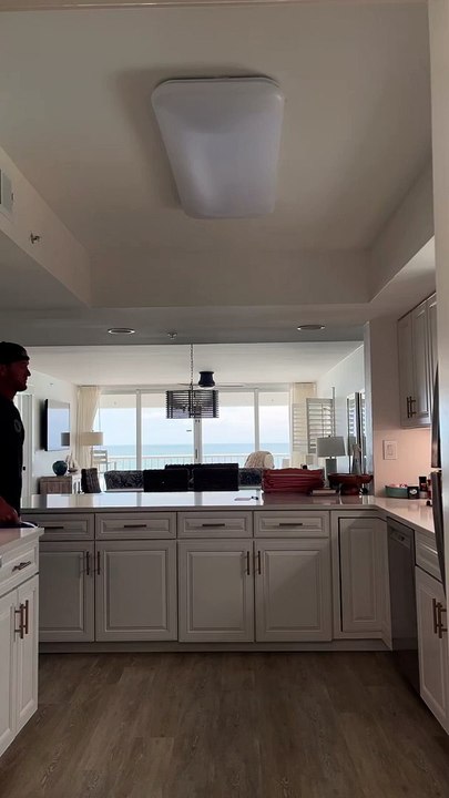 I got a cramp  #hide #anywhere.mp4