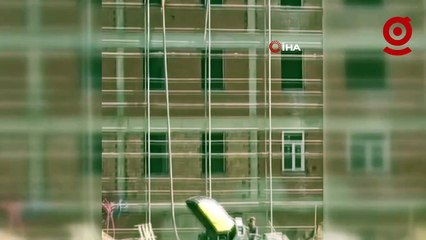 "Sınav bizi ilgilendirmez biz çalışacağız" diyen 100 inşaat işçisi, zabıtaya güçlük çıkardı