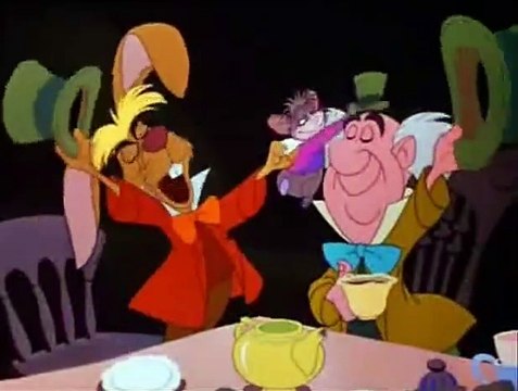 Alicia en el Pais de las Maravillas - Feliz Feliz No Cumpleaños