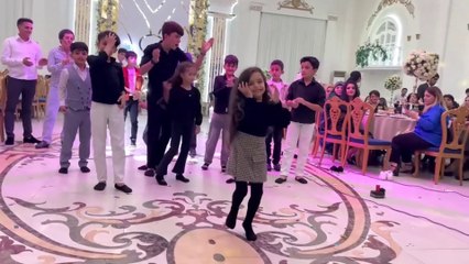 Dance Music MV - Mountains