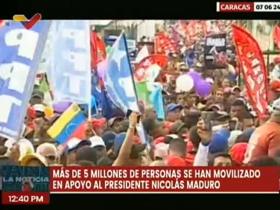 Caracas | Ciudadanos opinan estar a favor de las movilizaciones en respaldo al proyecto bolivariano