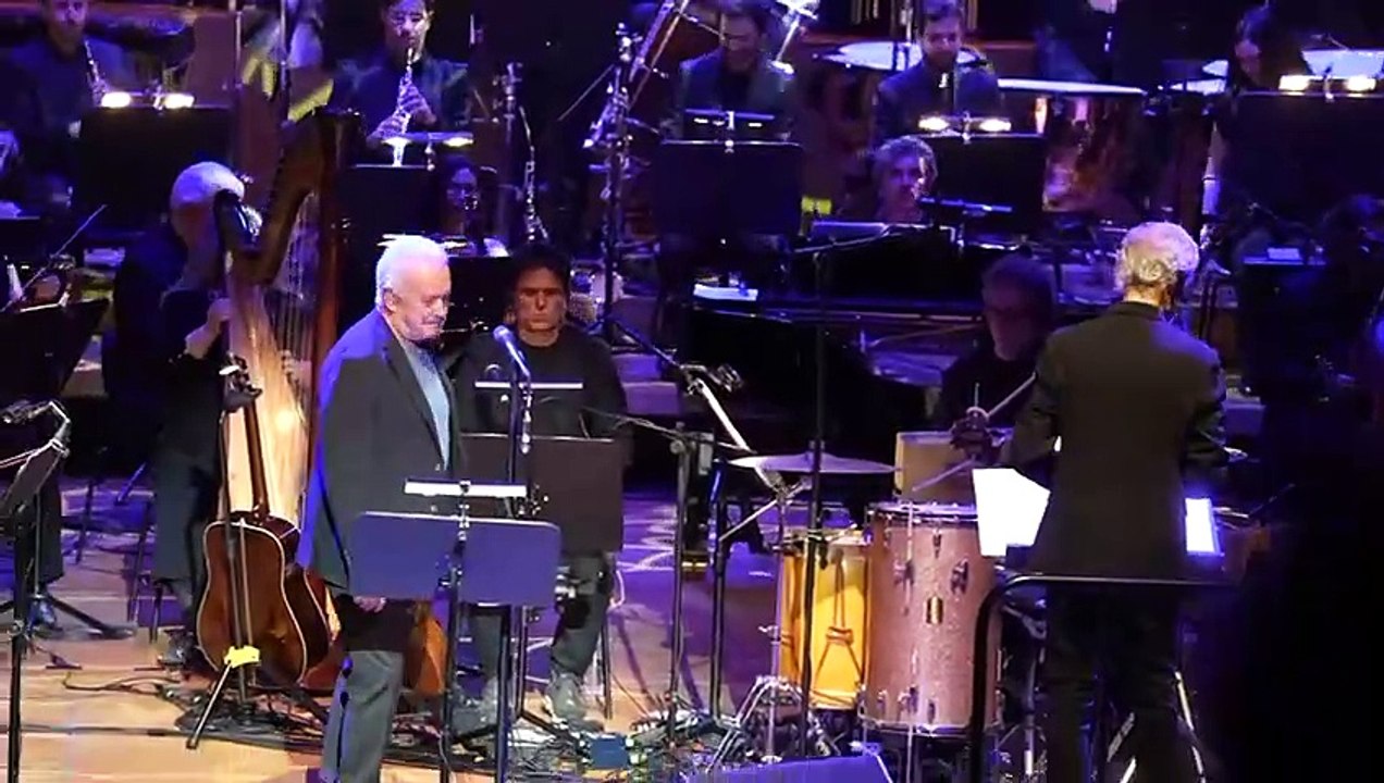 Concierto de Víctor Manuel en el auditorio Delibes de Valladolid