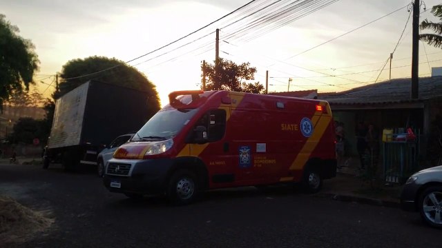 Idosa é socorrida pelo Siate após cair da cadeira no Brasmadeira