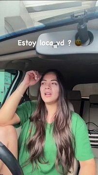 Isabel Zambrano Pregunta a sus seguidores: ¿Prefieren mujeres que entrenan y disfrutan del fútbol en el fin de semana?