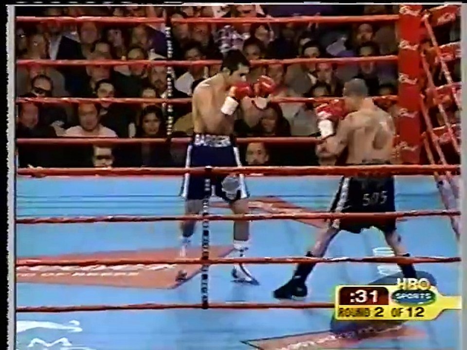 Marco Antonio Barrera vs Johnny Tapia - HBO 11-1-2002