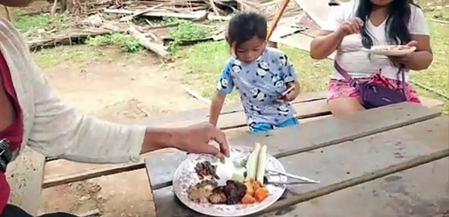 Let's eat breakfast