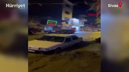 Sivas’ta sağanak; cadde ve sokaklar göle döndü