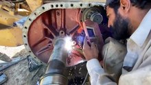 How to caterpillar D8k bulldozer tube final Drive repairing- Amazing work