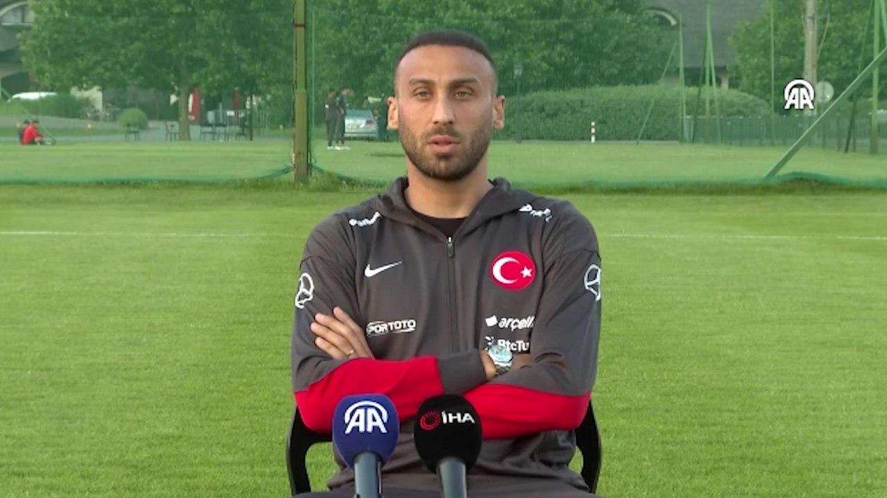 Milli futbolcu Cenk Tosun'dan Polonya kampında açıklamalar