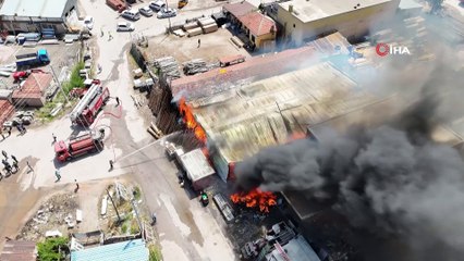 Aksaray'da kereste fabrikası alev alev yandı