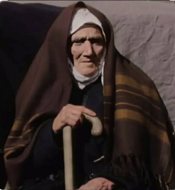 Kıymetlimiz Nene Hatun. Allah (Celle Celaluhu) Razı Olsun.