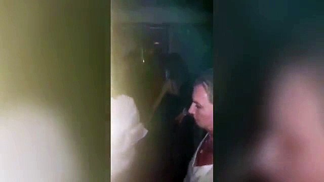 Frecciarossa Venezia-Milano bloccato per ore senza elettricità, passeggeri al buio: il video girato a bordo