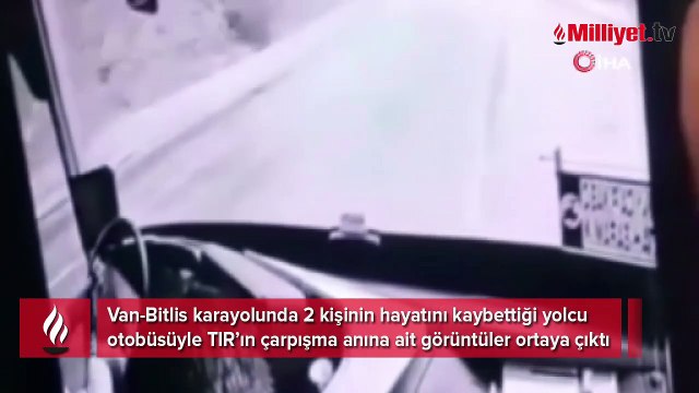 Yolcu otobüsü TIR'la çarpıştı! Ölü ve yaralılar var