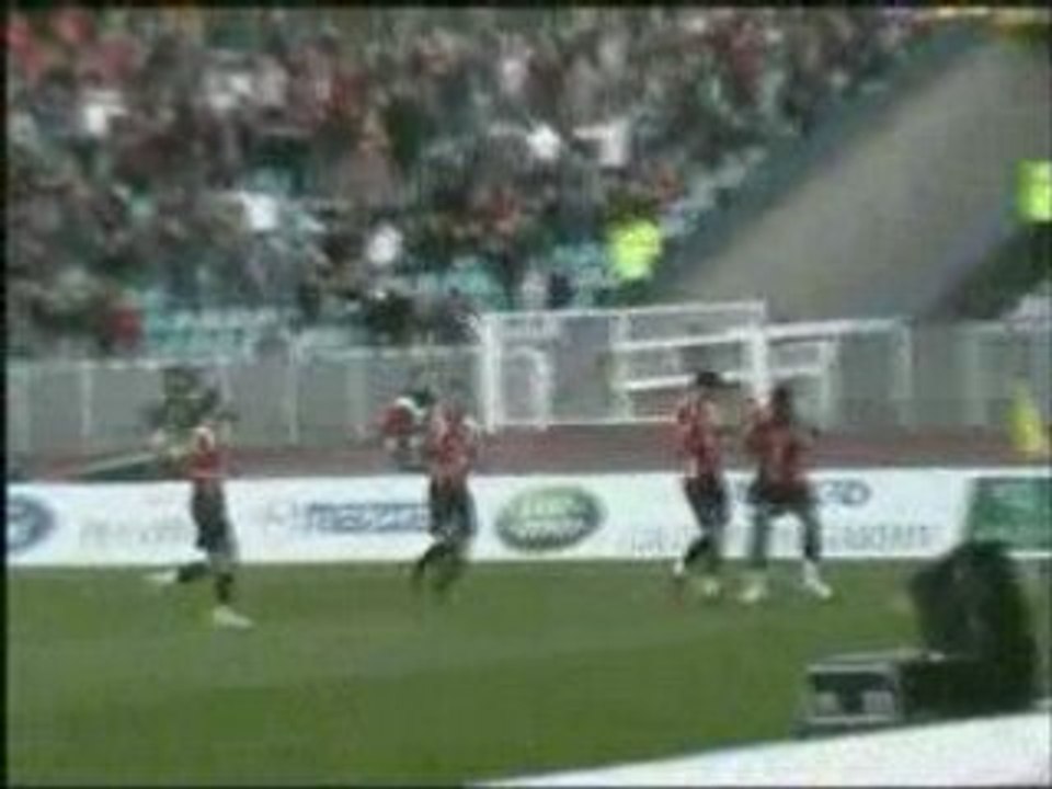 Lille-Nancy:le but de Michel Bastos