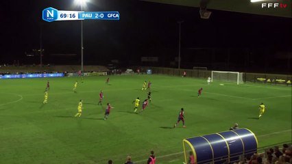 Pau enfonce le clou ! 3 - 0