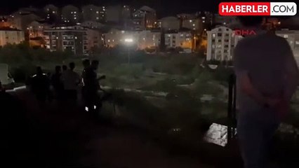 Kamyonet Kendiliğinden Hareket Ederek Yan Yattı