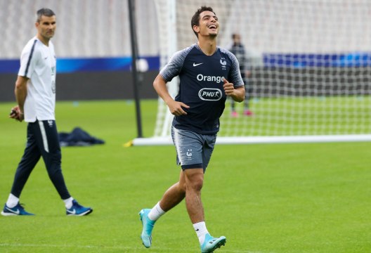 Exercices face au but au Stade de France #FRATUR