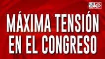 Máxima tensión en el Congreso: ya empezaron a colocar el vallado