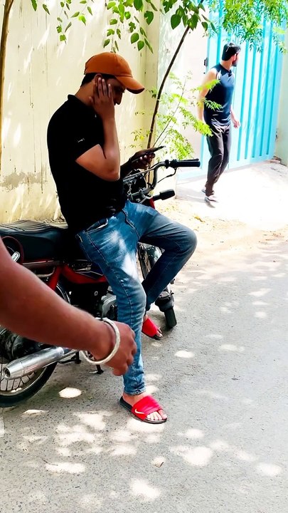 Paison ki Choriii,,