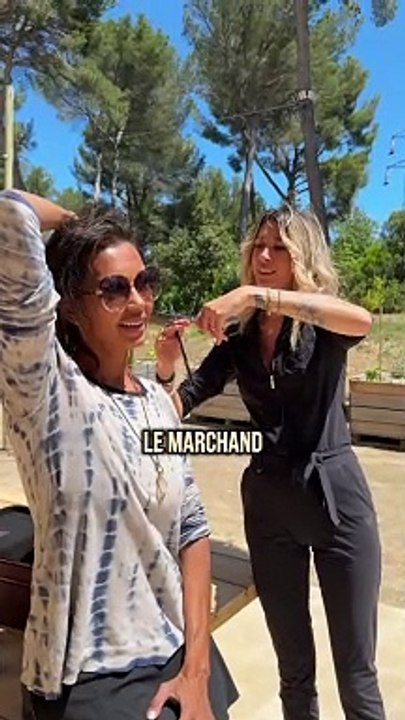 ON COUPE LES CHEVEUX DE KARINE LE MARCHAND