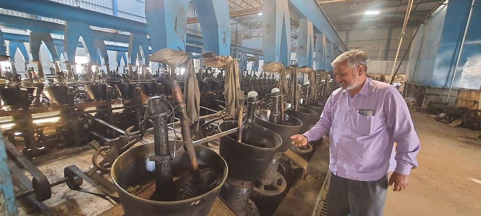 देश के राज्यों सहित नेपाल के लोगों के स्वाद चढ़ रहा राजस्थान के इस शहर की कच्ची घाणी का सरसों तेल