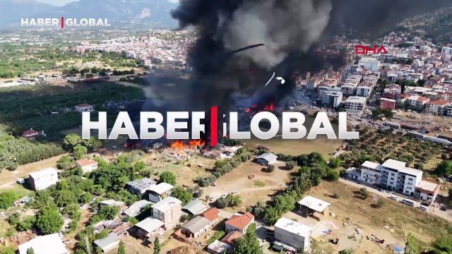 Palet ve seramik deposunda yangın: Helikopterle müdahale edildi