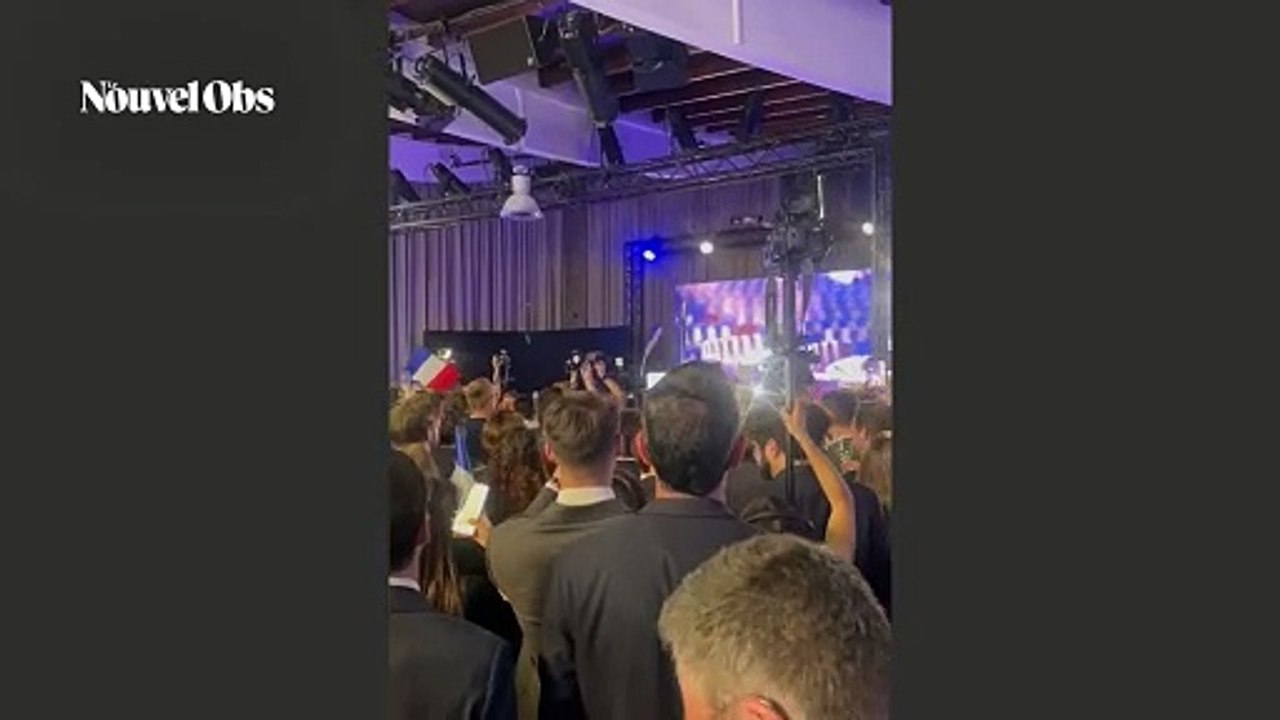 La joie des militants Rassemblement national à l'annonce des résultats des élections européennes