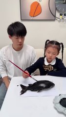 The art teacher asked me to draw a fish as a homework.