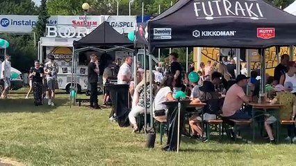 Tak bawili się pracownicy firmy Salamander na pikniku na lotnisku w Kruszynie