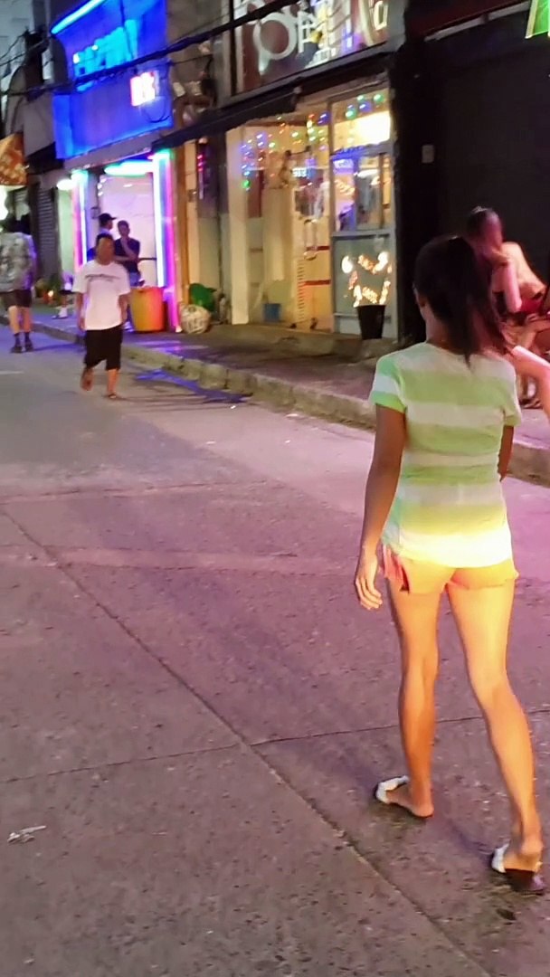 ⁣Angeles City Philippines - Walking Street Freelancers