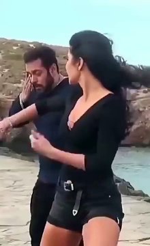 Funny entertainment video salman khan and katrina kaif new style video romantic status।radhe radhe song।#shorts