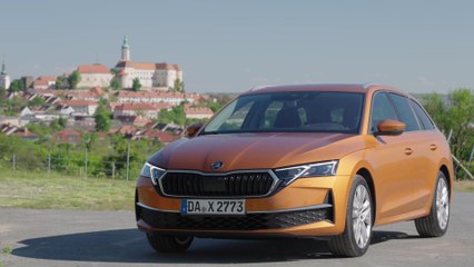 The new Skoda Octavia Combi Design Preview in Phoenix Orange